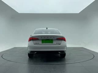 Skoda, Octavia, 1.4 л., АМТ, 2021 г., 28 307 км